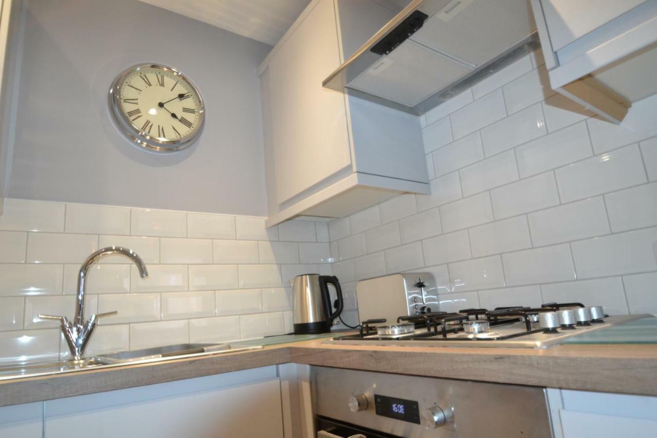 Charming 1 Bed Riverside Apartment Chester Kültér fotó